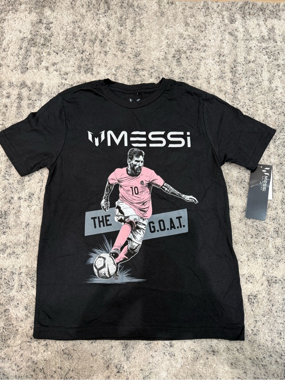 Messi Kids Short Sleeve Graphic Tee — Black with Pink Print